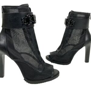 Karl Lagerfeld Paris Blayze Peep Toe Ankle Pumps Black Womens
Boots Size 8
